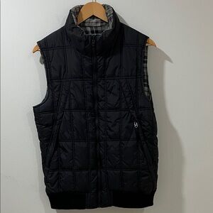 Zara Men’s Puffer Vest M Black Reversible Plaid Cabin Cottage Outdoors Layering
